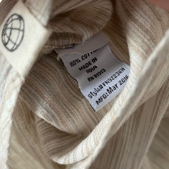 Free Planet Striped Button-Down Shirt - Size XL - Picture 9 of 9